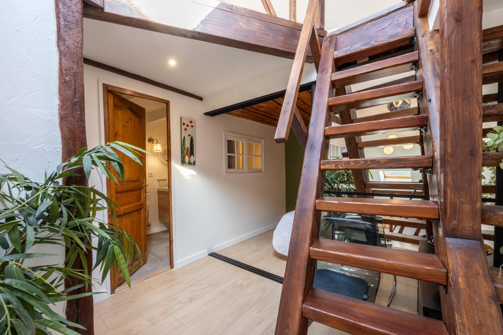Sous Les Toits D'Annecy, Un Appartement Irresistible Pour 1 A 6 Personnes En Plein Coeur De Ville 外观 照片